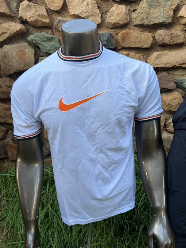 ⁦tichert nike⁩ - الصورة ⁦2⁩